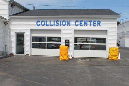 collision center 13600 West Center St